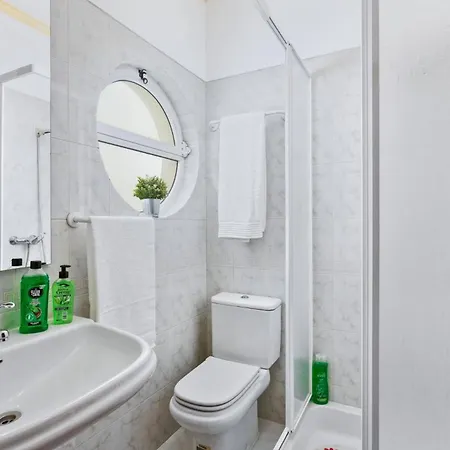 וילה Leonor By *