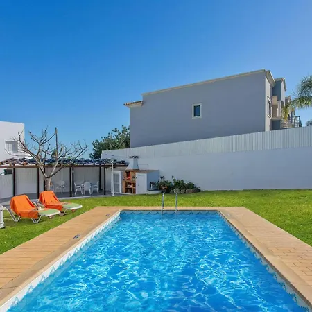 Villa Leonor By
